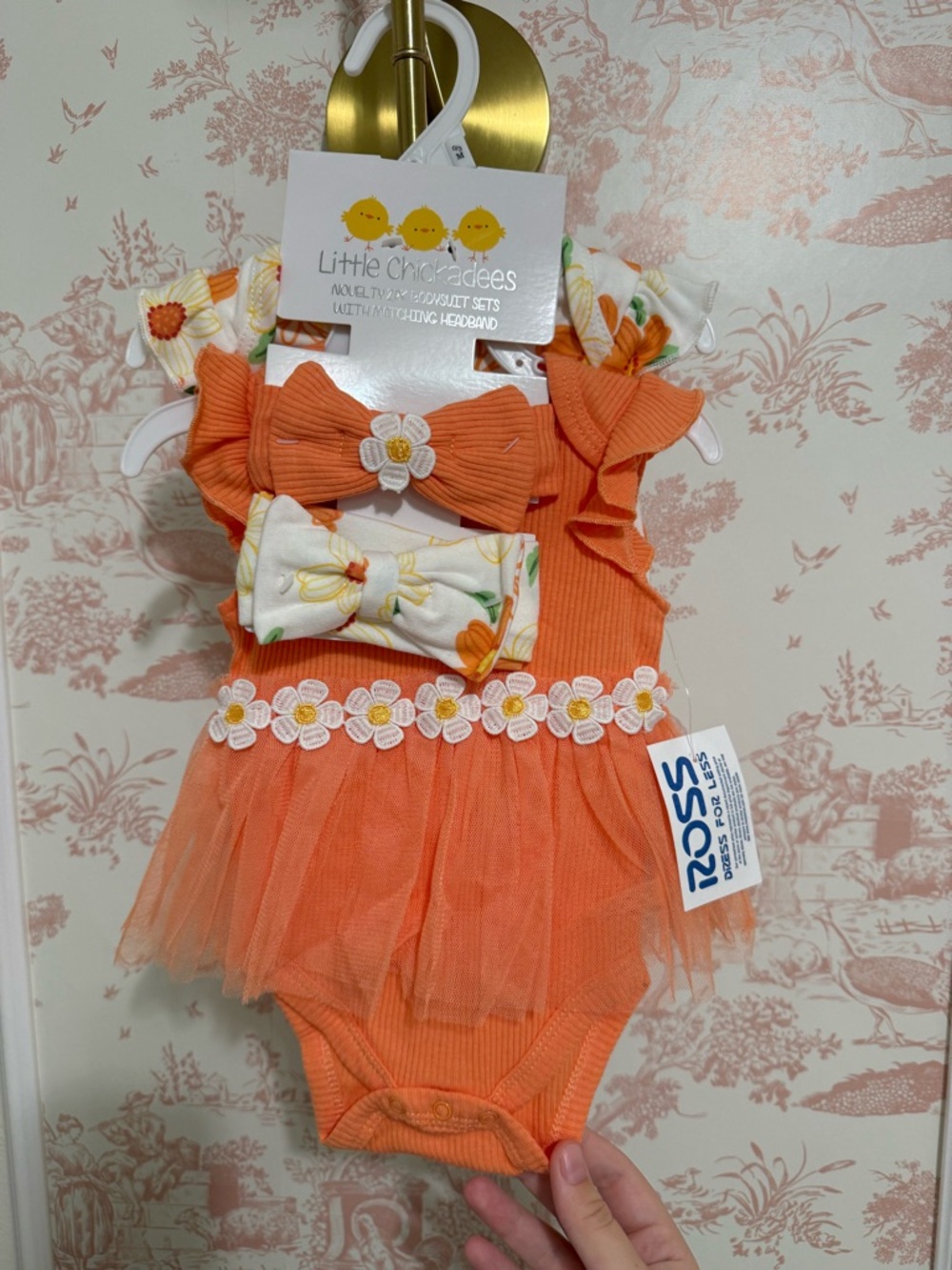Orange NWT outfit